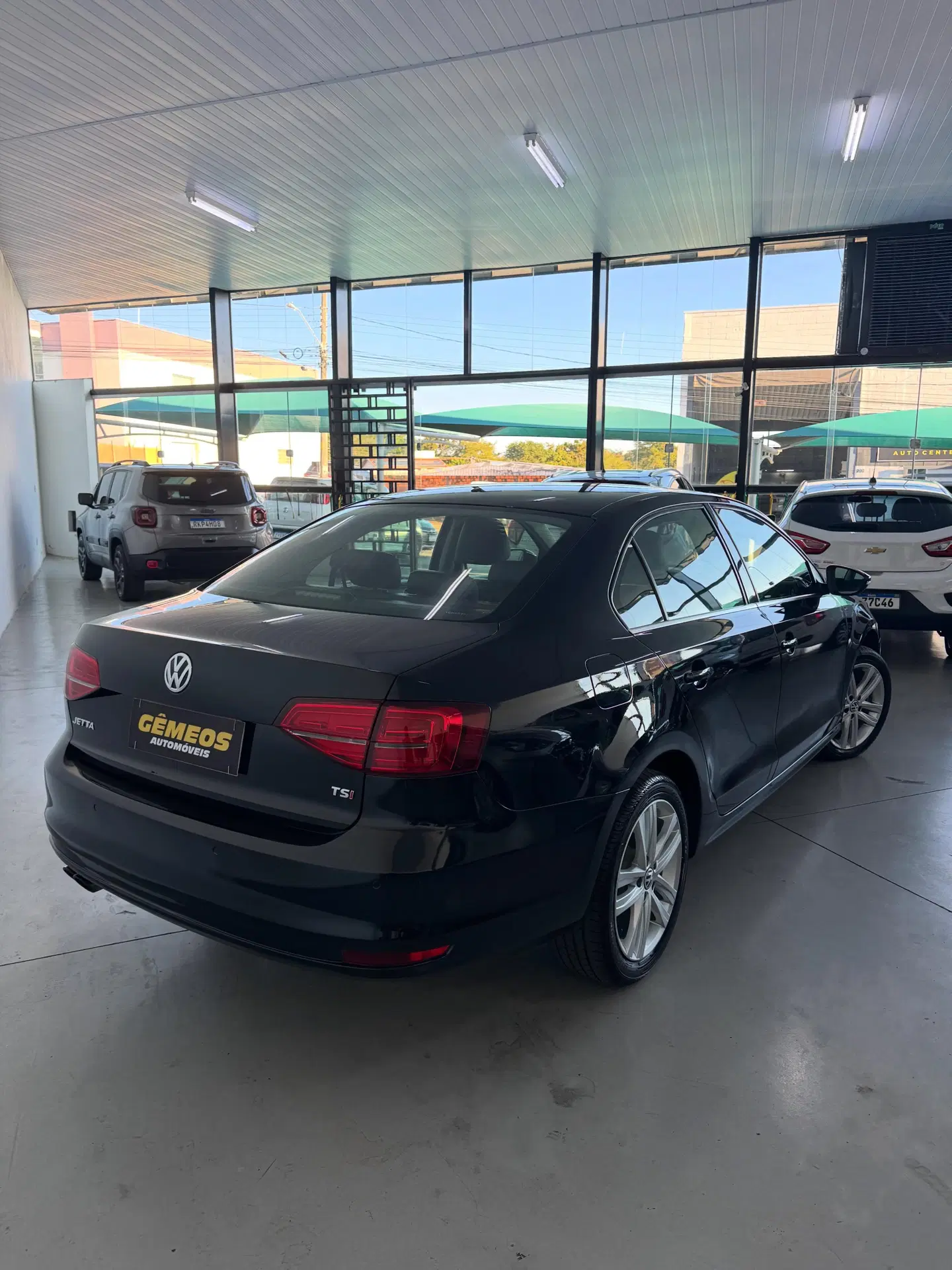 Volkswagen Jetta 2017 - foto 3
