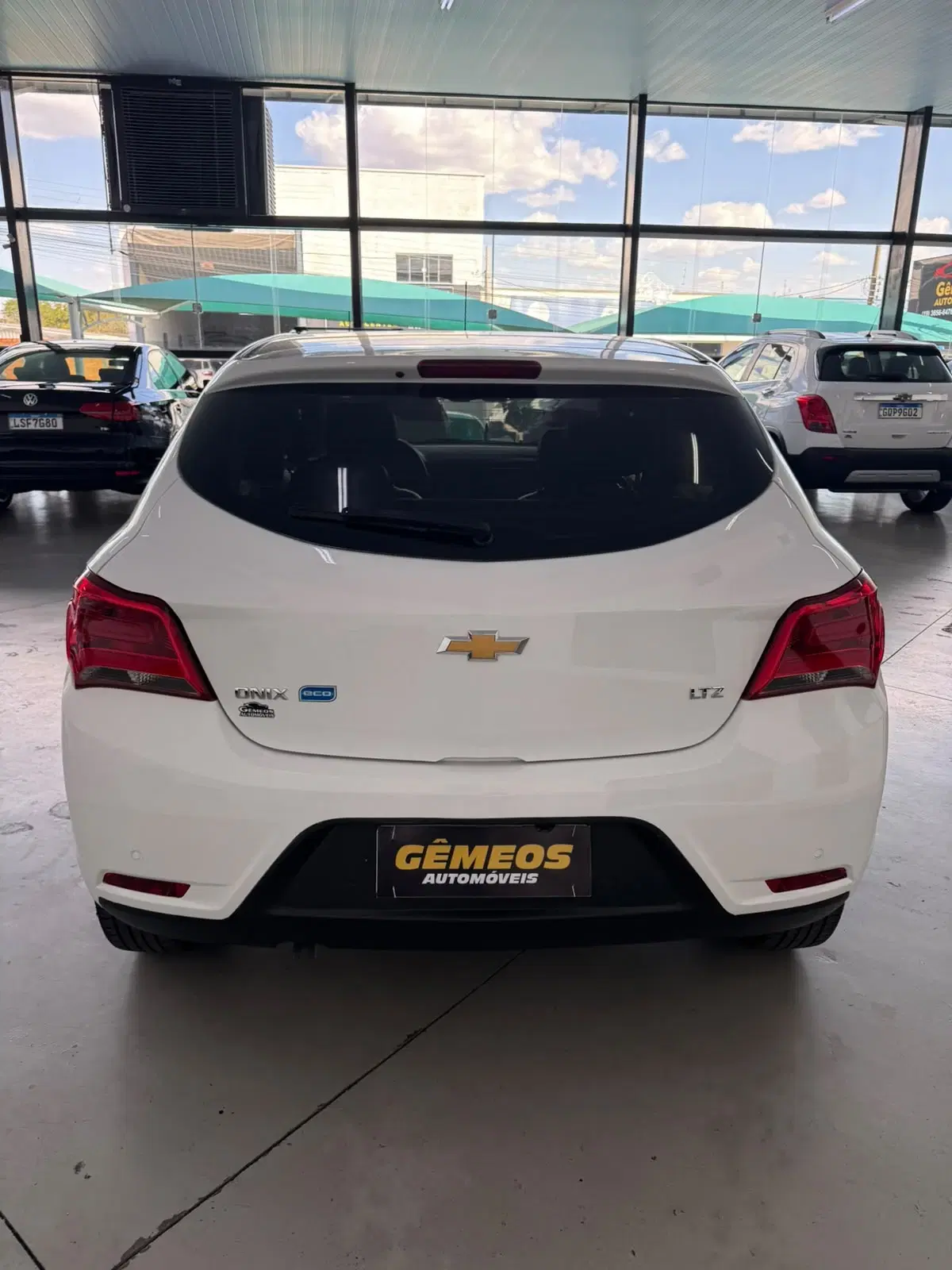 Chevrolet Onix 2018 - foto 3