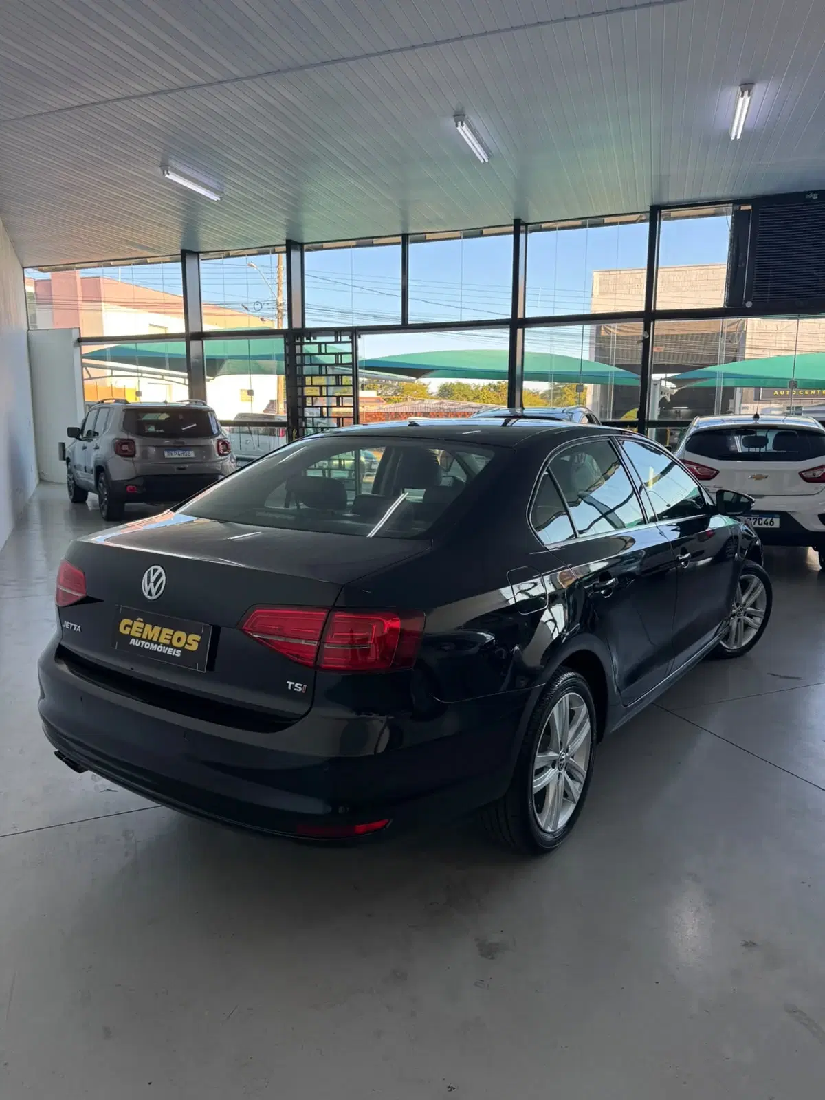 Volkswagen Jetta 2016 - foto 2